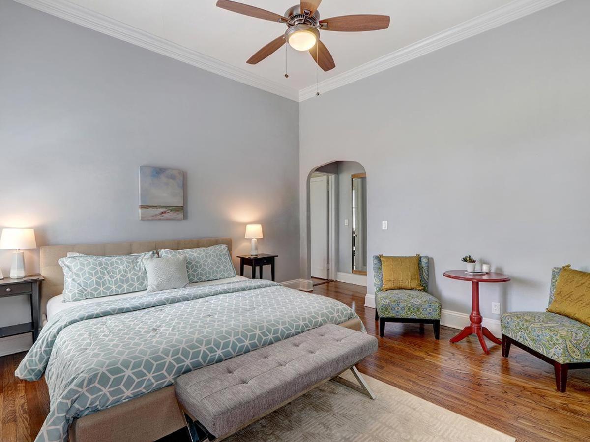 Charm On Liberty Apartment Savannah Exterior foto