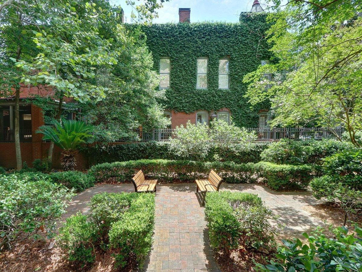 Charm On Liberty Apartment Savannah Exterior foto